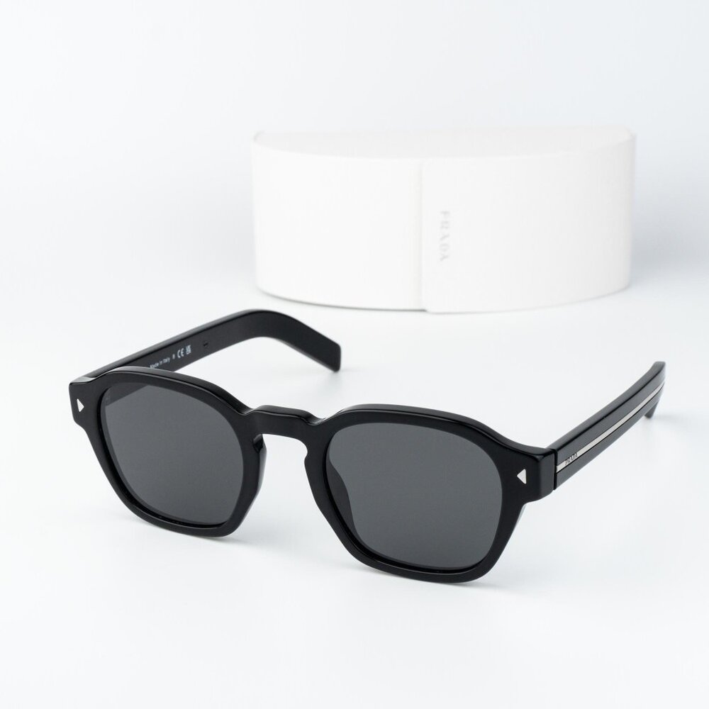Prada Men Sunglasses Black Grey Square PRA16S 16K731 NEW AUTHENTIC